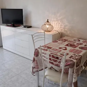 App. Marcopolo - 100mt Dal Mare Apartment