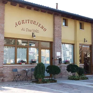 Ai Due Volti Séjour à la ferme